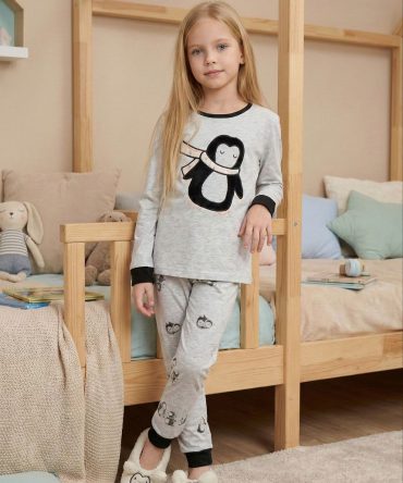 Домашний костюм Sevim (Zey Zey) на девочку (8575) пингвин. Есть подросток.